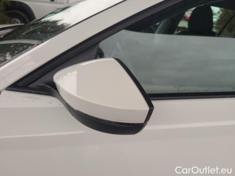  Skoda  Octavia  Combi (NX3)(2020) Oct.Combi 2.0TDI 85 Ambition #6