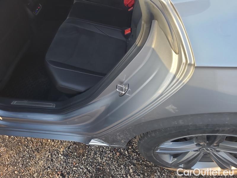  Volkswagen  Arteon  Shooting Brake  (3H9)(2020) Art.SB 2.0TSI 200 R-Lin.4x4 AT #25