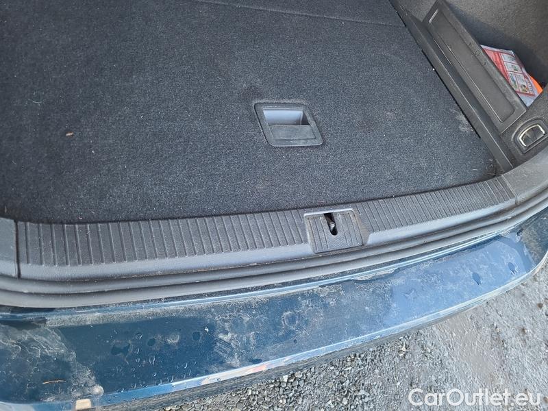  Volkswagen  Passat  7 (2014) Pas.Var.1.5TSI Business AT #4