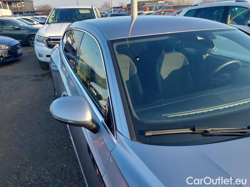  Volkswagen  Arteon  Shooting Brake  (3H9)(2020) Art.SB 2.0TSI 200 R-Lin.4x4 AT #3