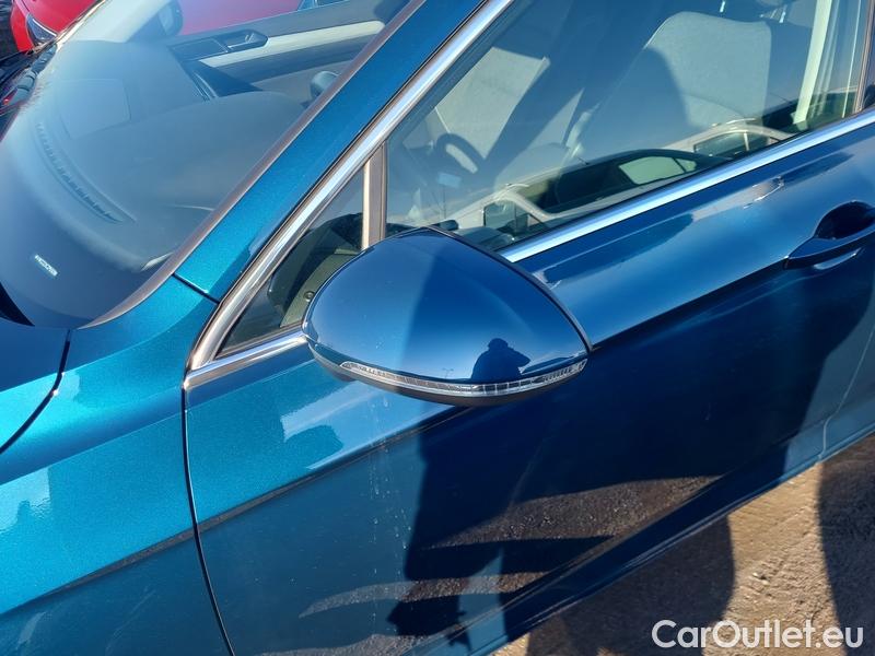  Volkswagen  Passat  Variant (CB5) (2019) Pas.Var.1.5TSI Business AT #11