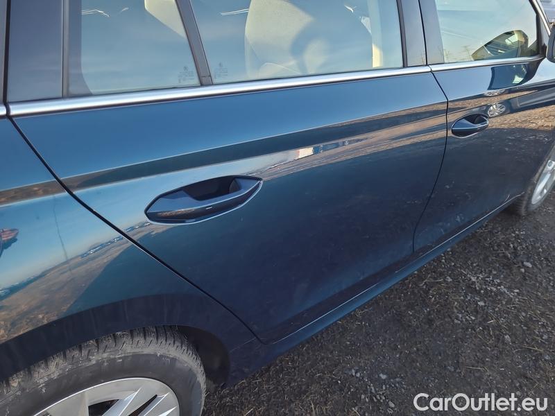  Skoda  Octavia  Combi (NX3)(2020) Oct.Combi 2.0TDI 110 Style AT #10