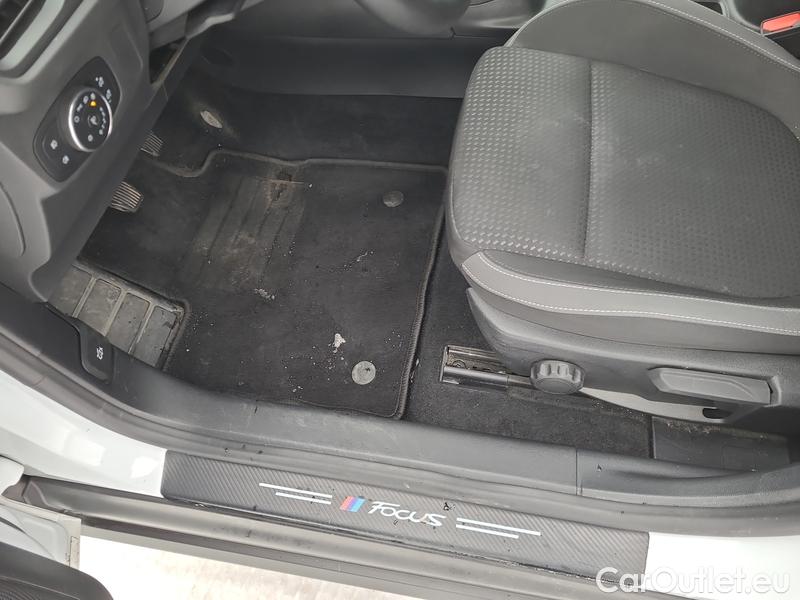  Ford  Focus   Turnier (CGE)(2018->) Foc.ST 1.5EBl Trend Edition #4