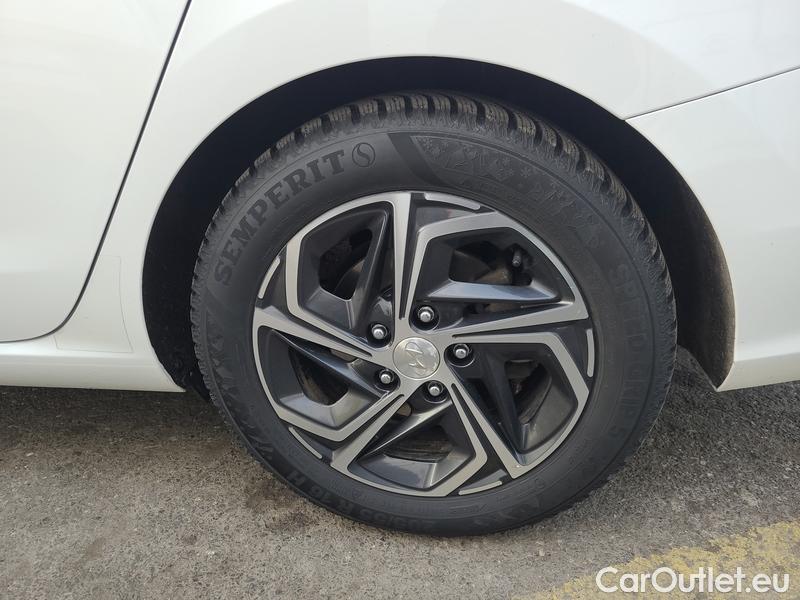  Hyundai  i30   cw (PD)(2017->)  kom.1.6CRDi 115 Smart #12