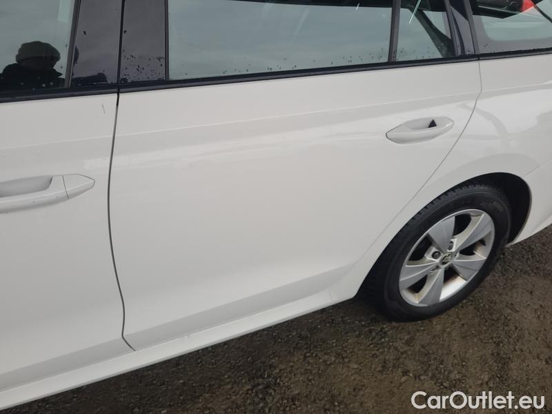  Skoda  Octavia  Combi (NX3)(2020) Oct.Combi 2.0TDI 85 Ambition #9