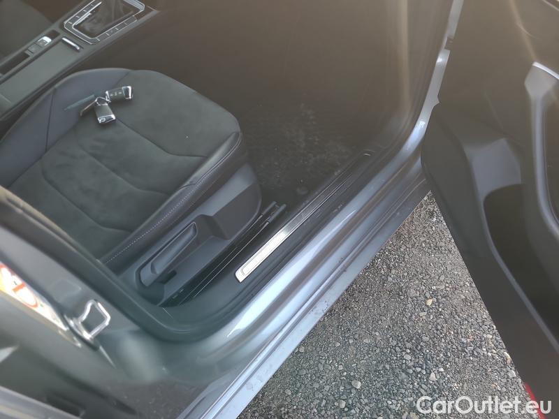  Volkswagen  Arteon  Shooting Brake  (3H9)(2020) Art.SB 2.0TSI 200 R-Lin.4x4 AT #43