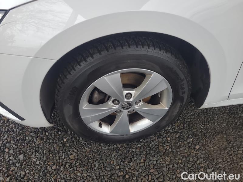  Skoda  Octavia  Combi (NX3)(2020) Oct.Combi 2.0TDI 85 Ambition #4