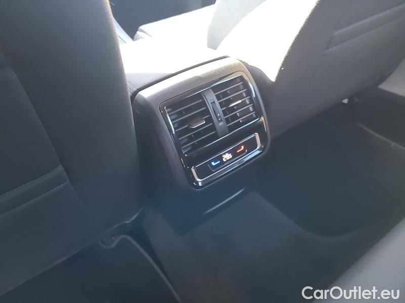  Volkswagen  Passat  Variant (CB5) (2019) Pas.Var.1.5TSI Business AT #2