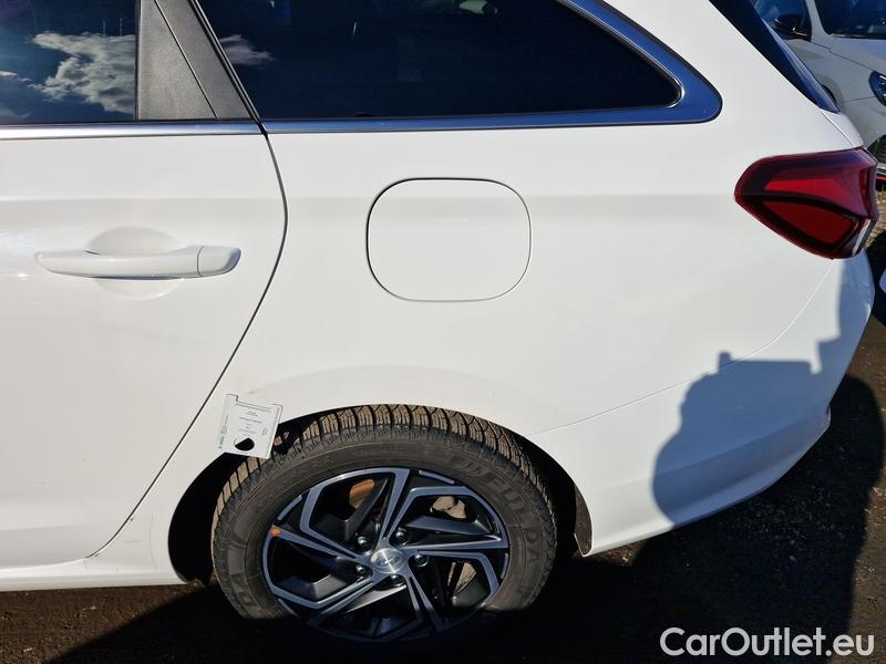  Hyundai  i30  (PD)(01.2017 ->)  kom.1.5T-GDI Smart 5d #8