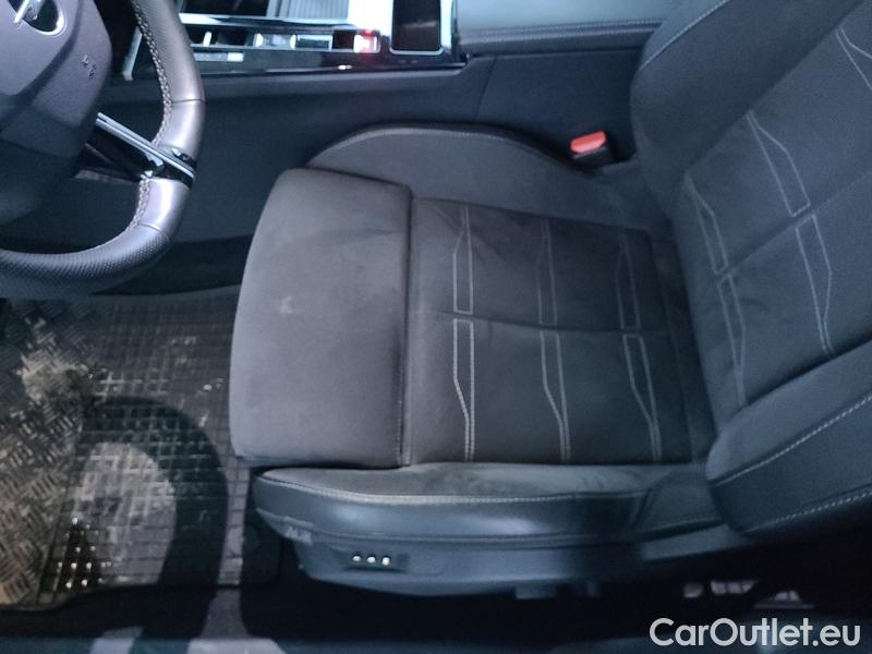  Opel  Astra  SportsTourer (2022)  1.2 T 96 Ultimate ST AT #17