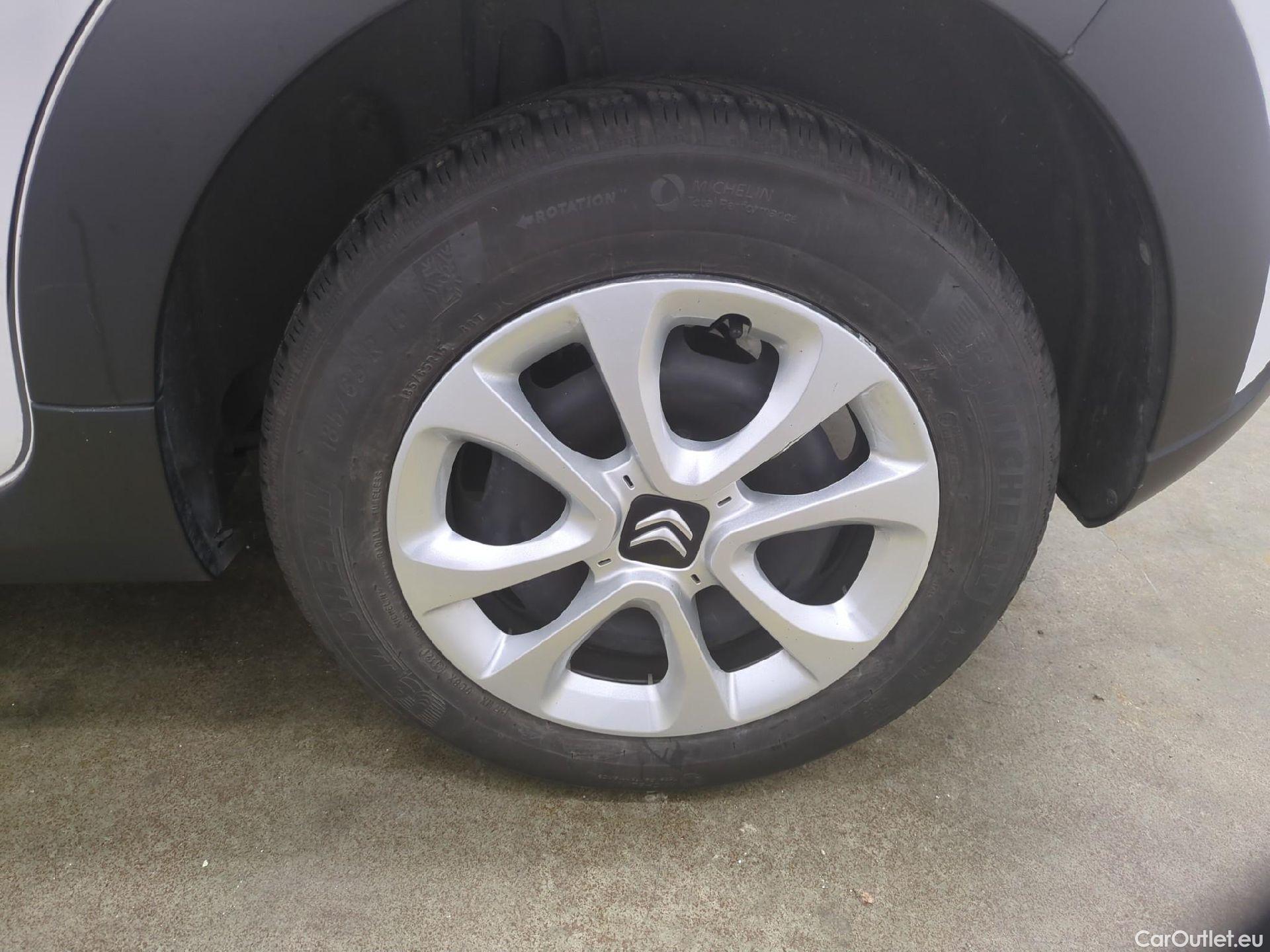  Citroen  C3  Feel Business 1.2 PureTech 80CV BVM5 E6d #2