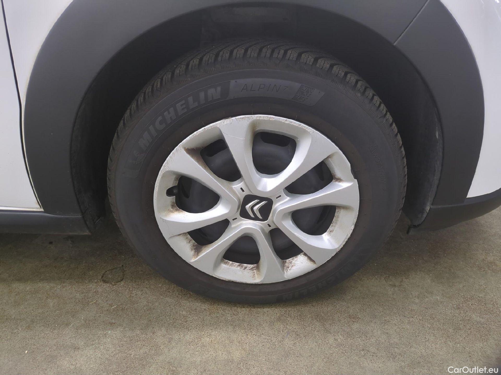  Citroen  C3  Feel Business 1.2 PureTech 80CV BVM5 E6d #6