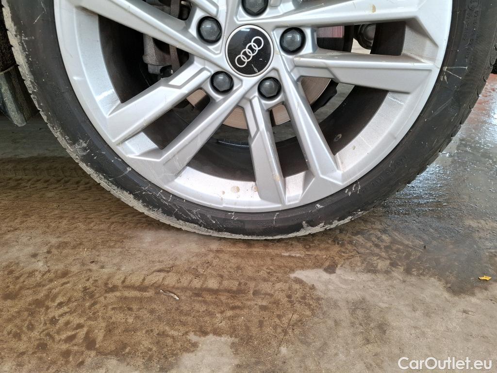  Audi  A3 AUDI  Sportback / 2020 / 5P / Berline 40 TFSI e 204 S Tronic Business Line #5