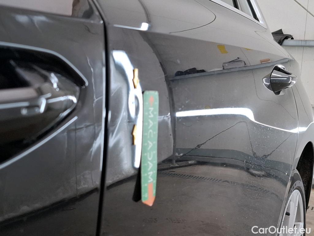  Audi  A3 AUDI  Sportback / 2020 / 5P / Berline 40 TFSI e 204 S Tronic Business Line #8