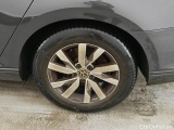  Volkswagen  Passat Volkswagen  Variant 1.5 TSI 7-DSG Business 5d #24