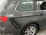  Volkswagen  Passat Volkswagen  Variant 1.5 TSI 7-DSG Business 5d #42