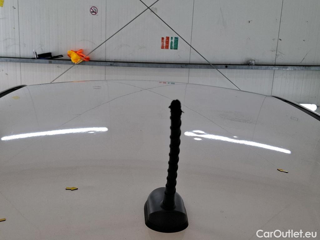  Hyundai  i20  Intuitive 1.2 85CV BVM5 E6 #10