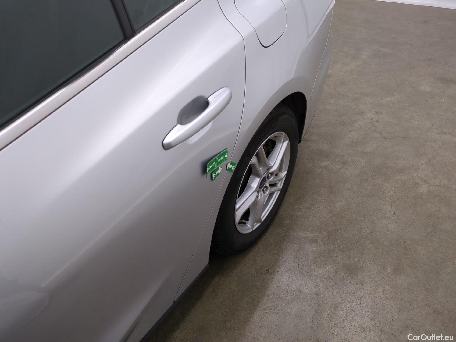  Ford  Focus FORD  SW / 2018 / 5P / Break SW - 1.5 EcoBlue 120 Trend Business #49