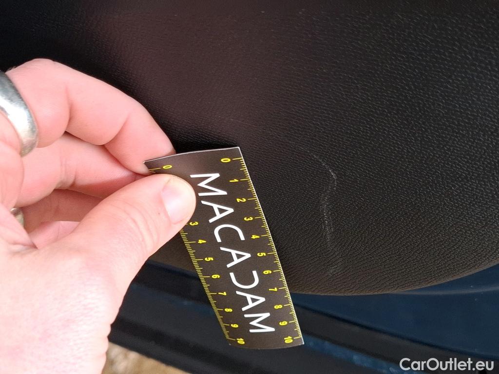  Peugeot  3008  Active Pack 1.5 HDi 130CV BVA8 E6d #42