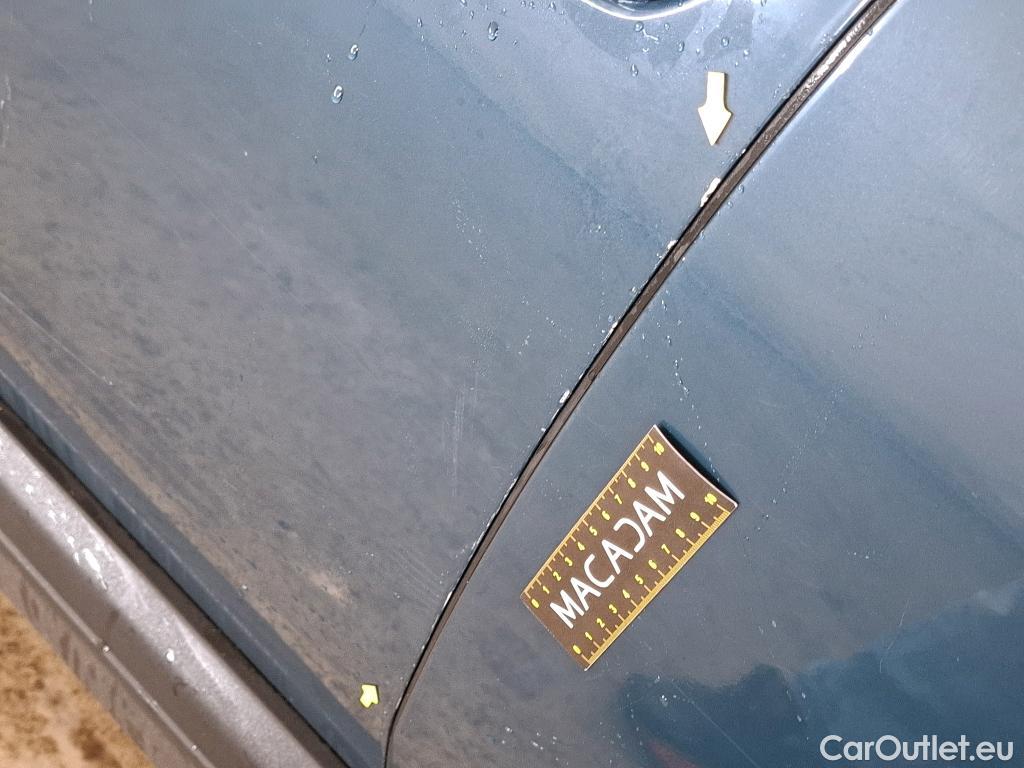  Peugeot  3008  Active Pack 1.5 HDi 130CV BVA8 E6d #15