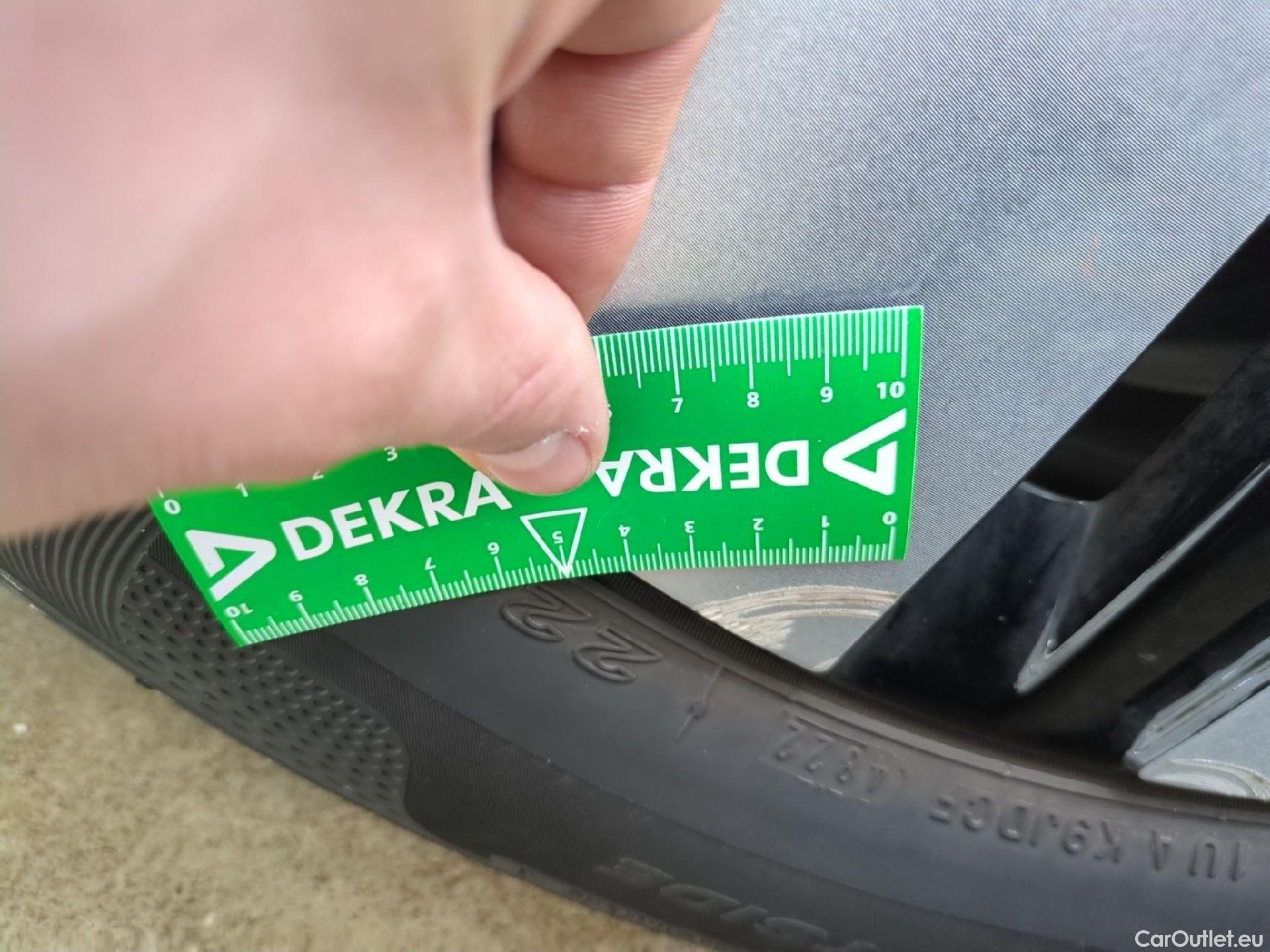  Hyundai   Ioniq Ioniq 6 Creative Electrique 77kWh BVA #9