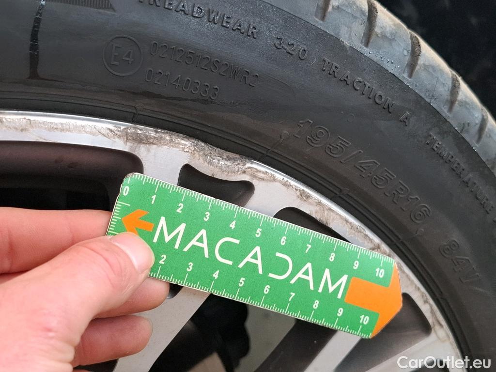  Fiat  500 FIAT   2015 3P Berline 1.2 8V 69ch Star #3