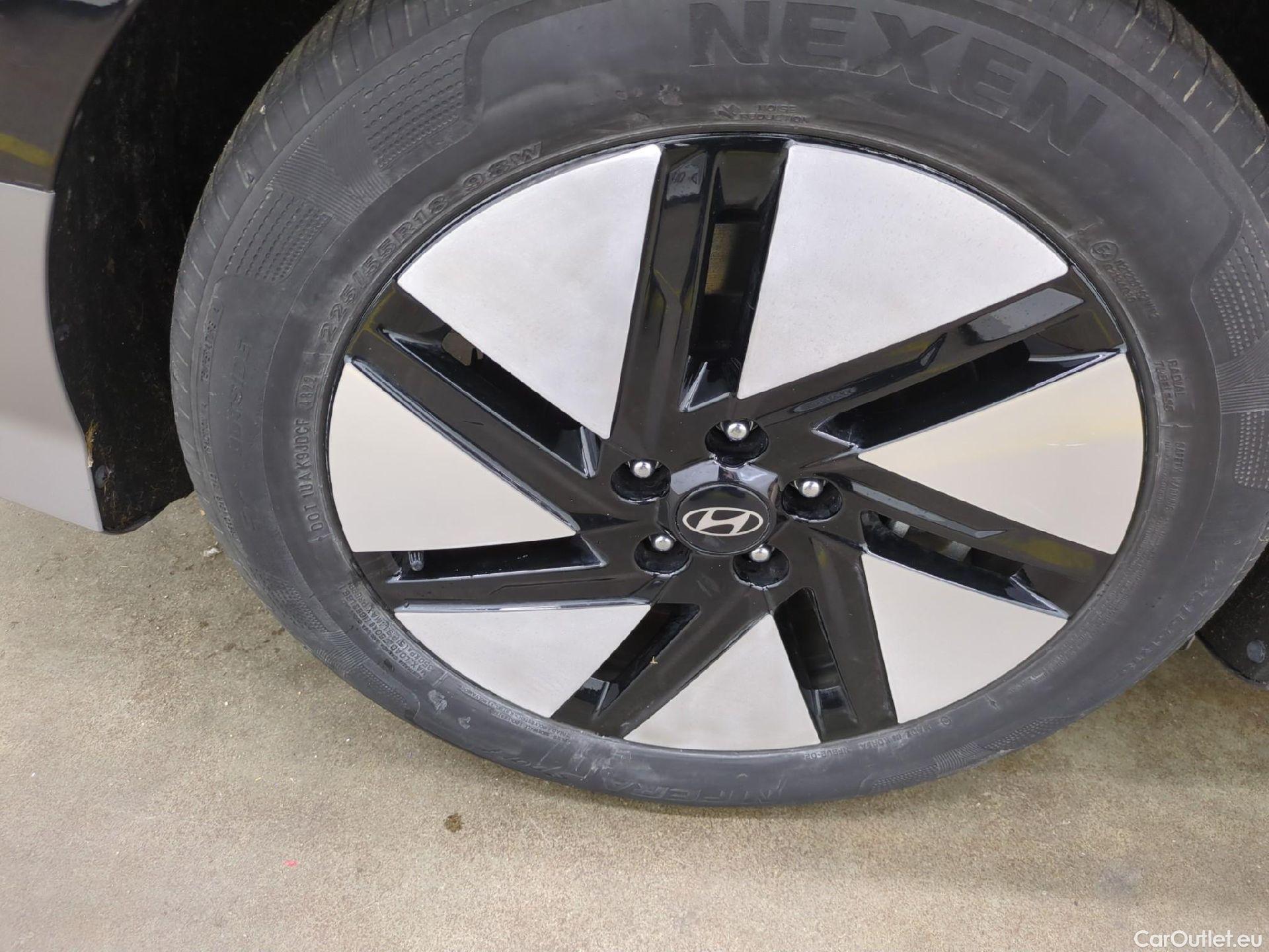  Hyundai   Ioniq Ioniq 6 Creative Electrique 77kWh BVA #13