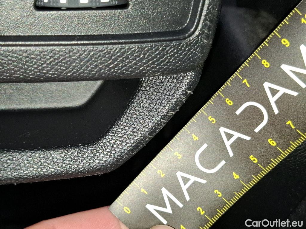  Peugeot  3008  Active Pack 1.5 HDi 130CV BVA8 E6d #45