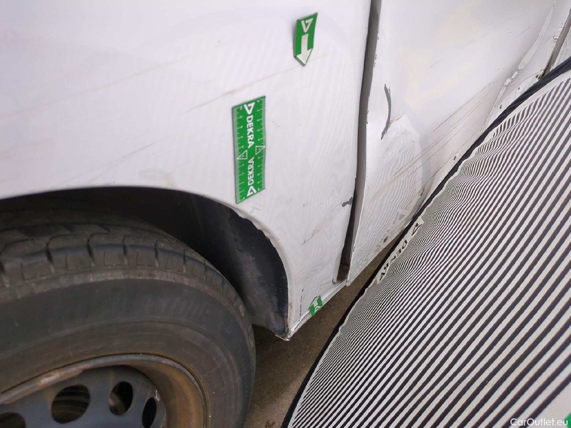  Citroen  Jumpy  Fourgon Club M 1.5 BlueHDi 100CV BVM6 E6dT #40