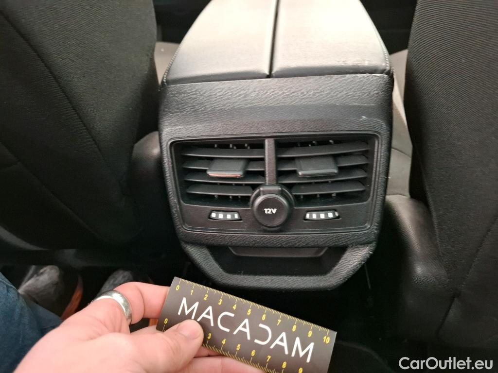  Peugeot  3008  Active Pack 1.5 HDi 130CV BVA8 E6d #44