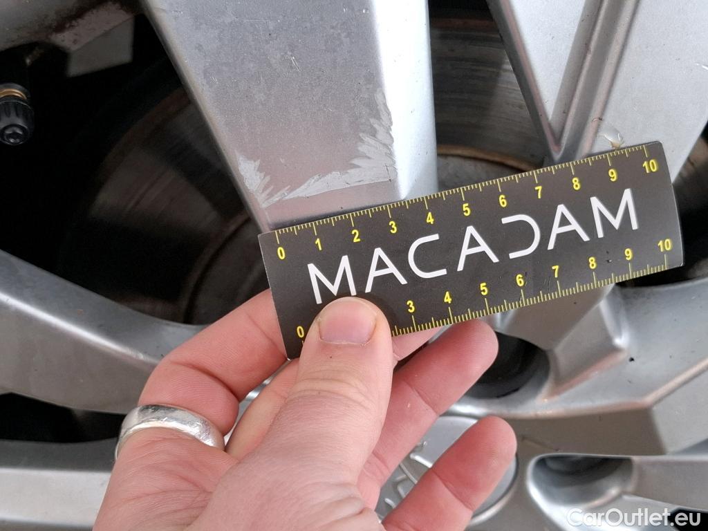  Peugeot  3008  Active Pack 1.5 HDi 130CV BVA8 E6d #31