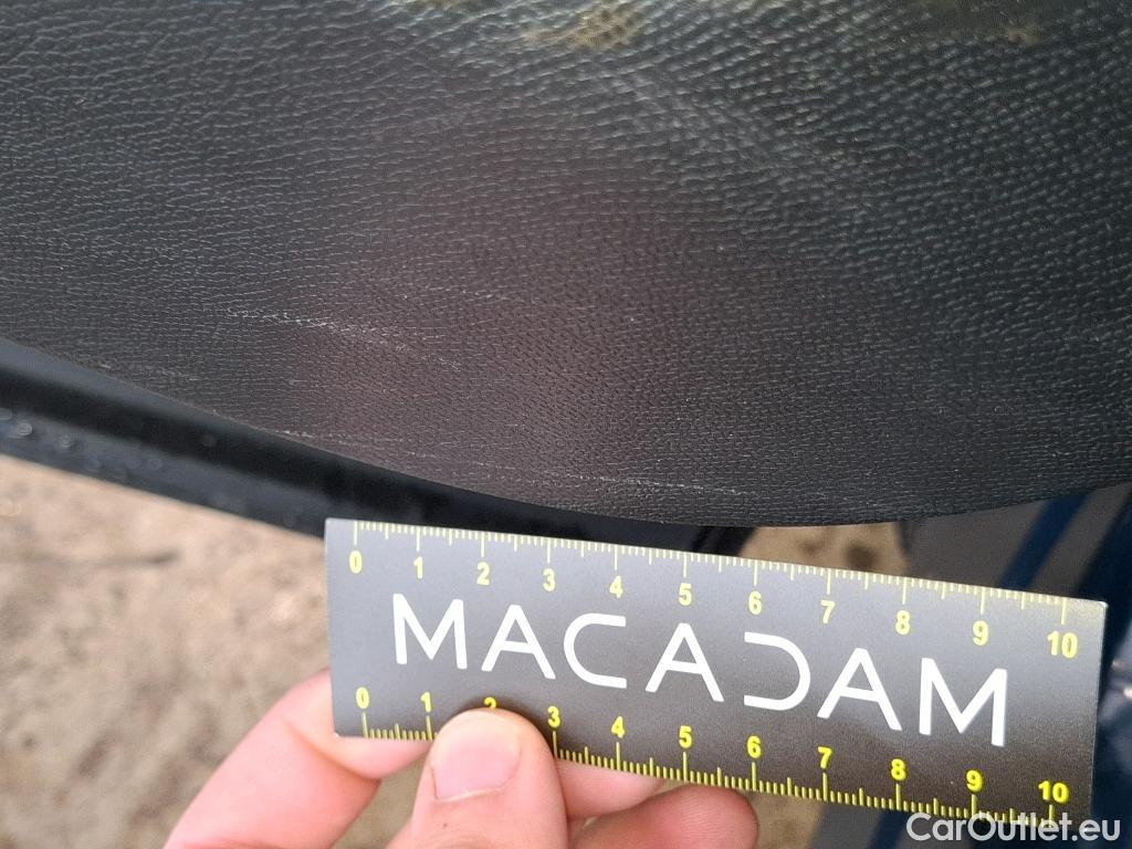  Peugeot  3008  Active Pack 1.5 HDi 130CV BVA8 E6d #38