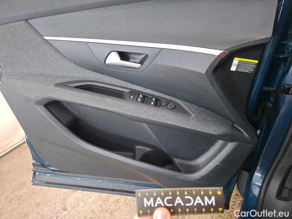  Peugeot  3008  Active Pack 1.5 HDi 130CV BVA8 E6d #37