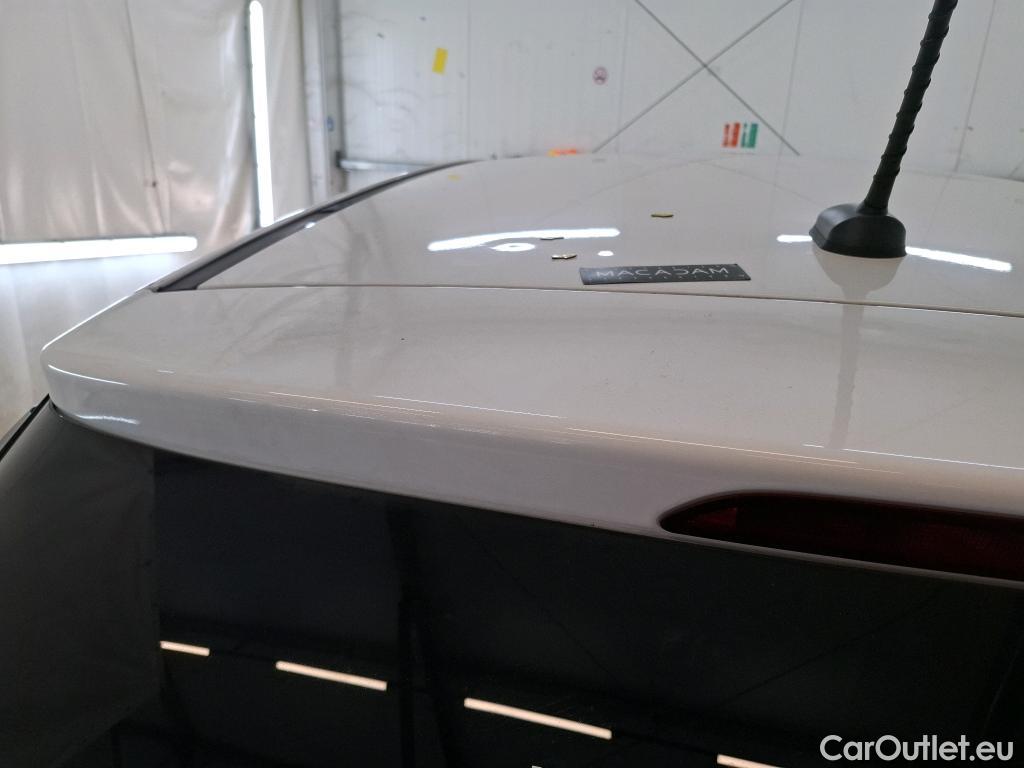  Hyundai  i20  Intuitive 1.2 85CV BVM5 E6 #5