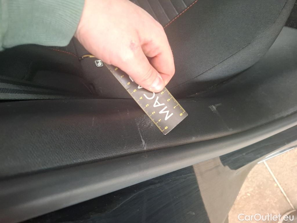  Peugeot  2008  Active Business 1.5 HDi 100CV BVM6 E6d #41