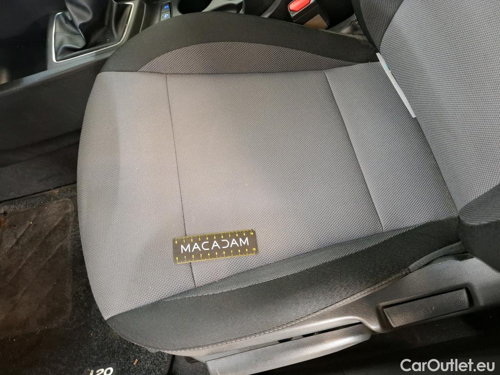  Hyundai  i20  Intuitive 1.2 85CV BVM5 E6 #35