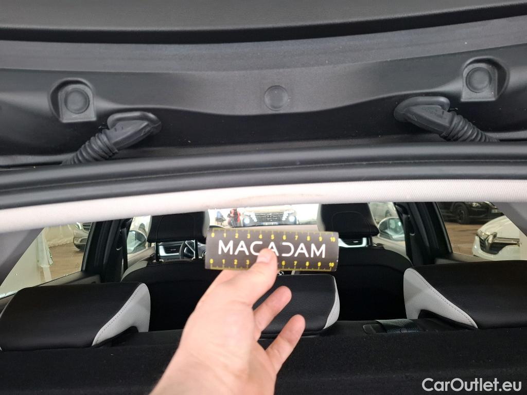  Renault  Captur  II Techno 1.6 E-TECH Hybrid 145CV BVA6 E6d #14