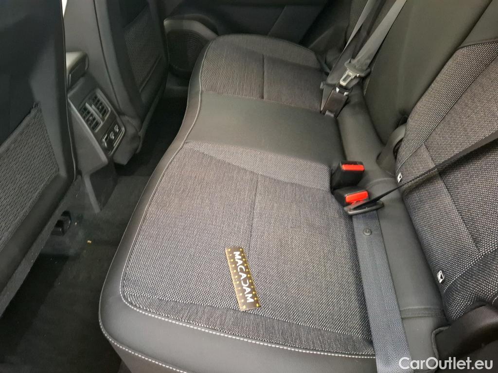  Renault  Captur  II Techno 1.6 E-TECH Hybrid 145CV BVA6 E6d #12