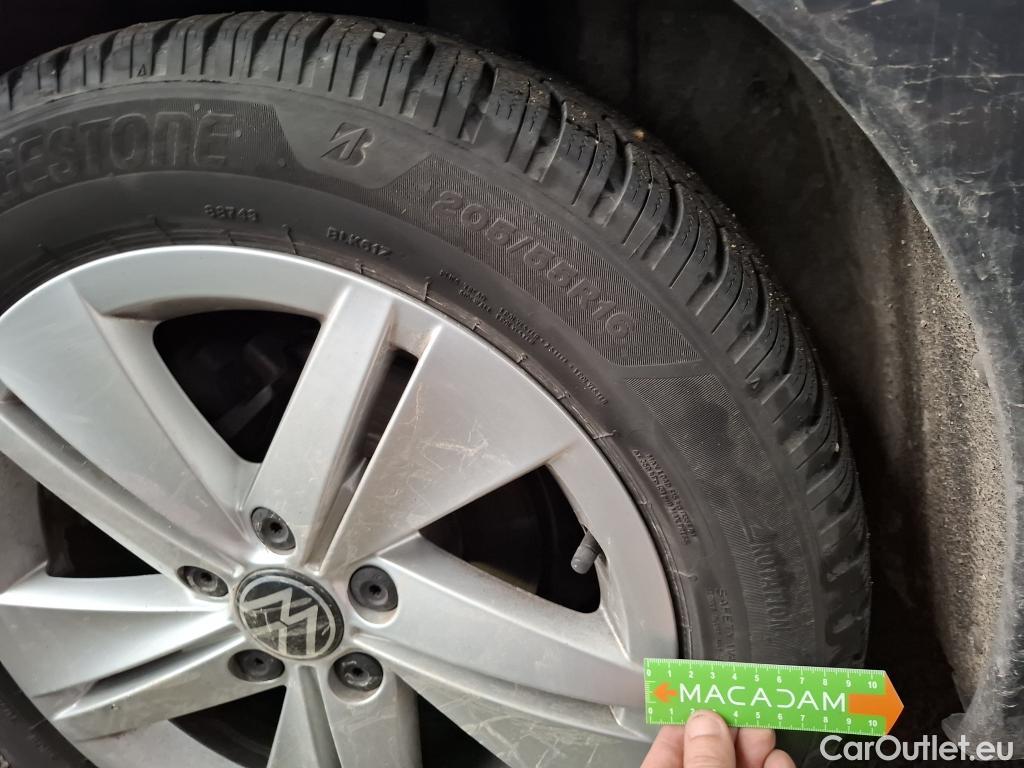  Volkswagen  Golf  VOLKSWAGEN SW / 2020 / 5P / Break 2.0 TDI SCR 115 DSG7 Life Business #55