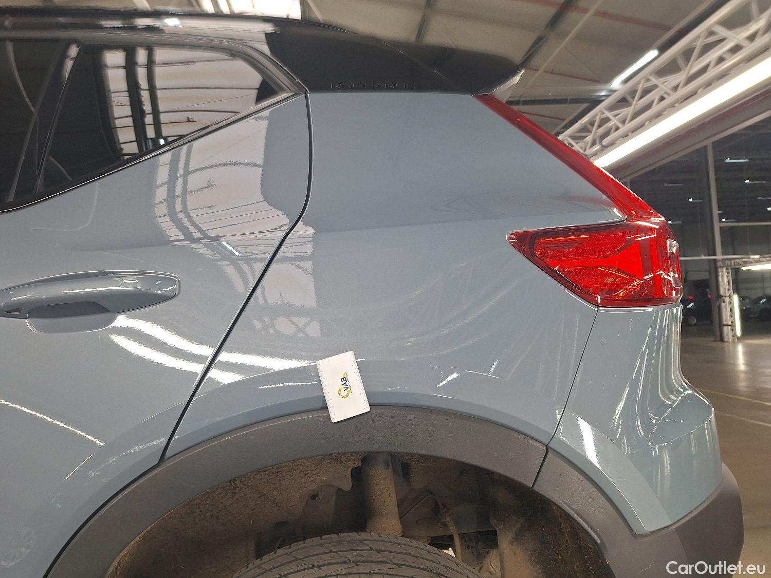  Volvo  XC 40 Volvo, XC40 '17 PHEV, Volvo XC40 T4 Recharge Geartronic R-Design 5d #22