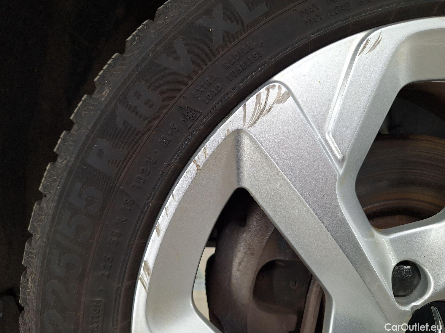  Citroen  C5 Citroën,  Aircross '18 PHEV, Citroën  Aircross Hybrid 225 e-EAT8 Business GPS #4