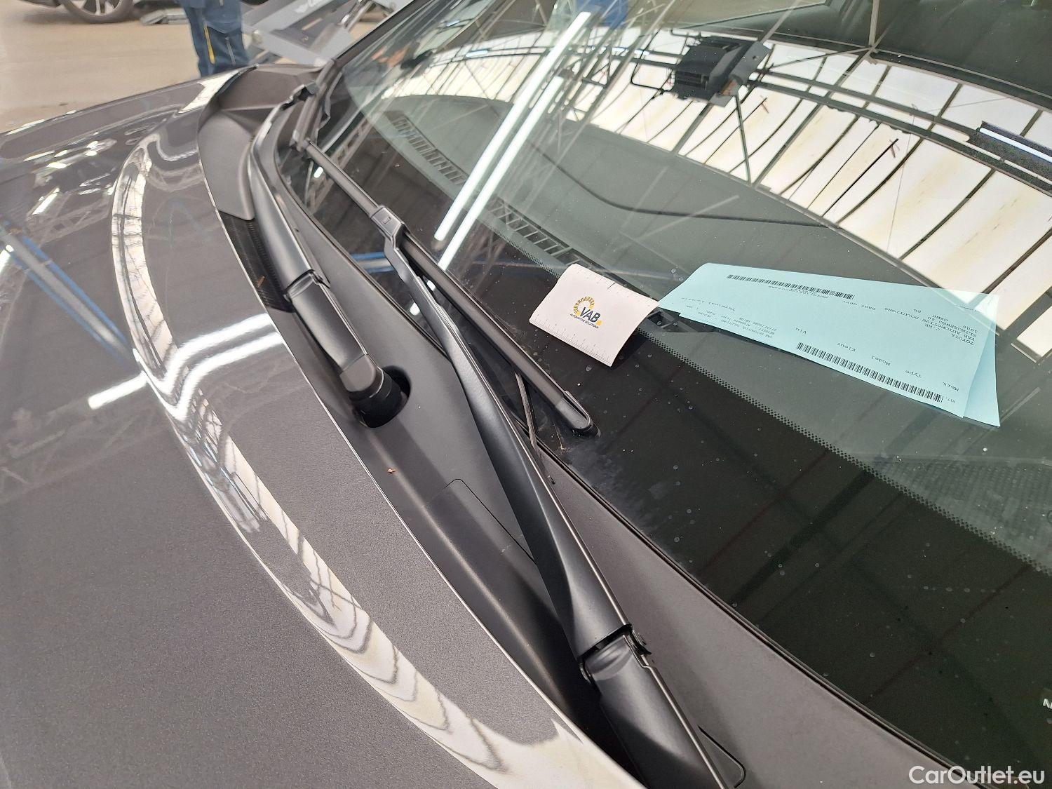  Toyota  C-HR Toyota,  '16, Toyota  1.8 VVT i-Hybrid C-Enter E-CVT 5d #42