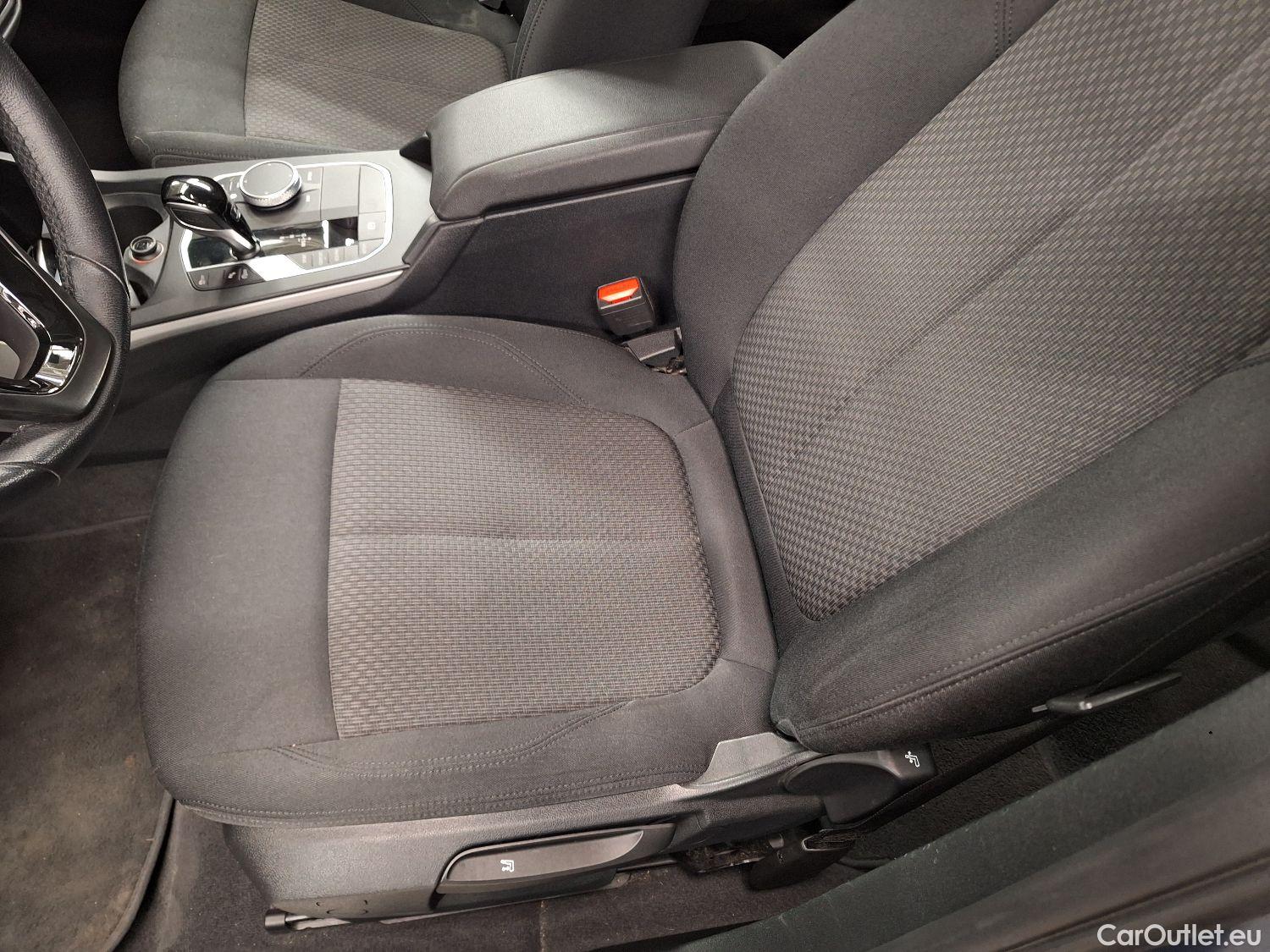  Bmw  Serie 1 BMW, 1-serie '19, BMW 1 Reeks Hatch 116dA (85 kW) 5d #44