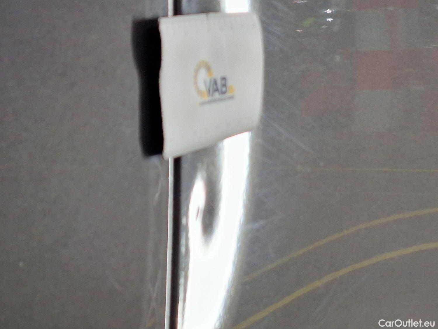  Peugeot  5008 Peugeot,  FL'20, Peugeot  1.5 BlueHDi 96kW S&S EAT8 GT 5d #21