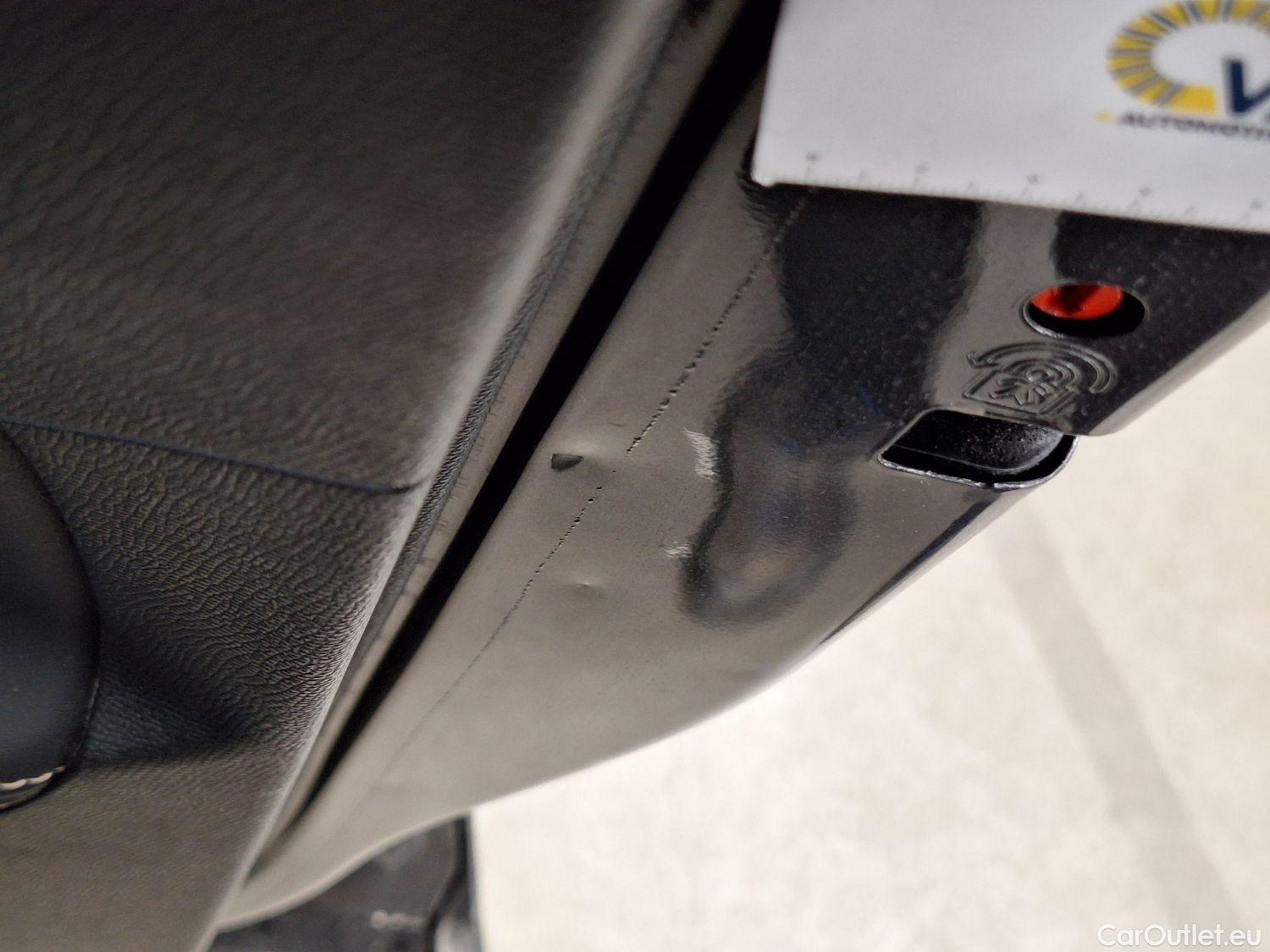  Peugeot  5008 Peugeot,  FL'20, Peugeot  1.5 BlueHDi 96kW S&S EAT8 GT 5d #26