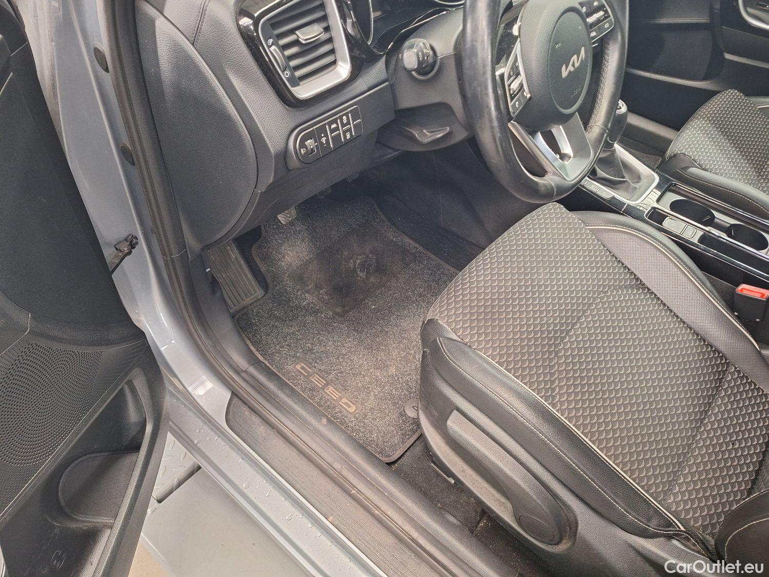  KIA  Cee'd Kia, Ceed SW FL'21, KIA  Sportswagon Pulse 1.6 CRDi 136 MHEV e-cl #33