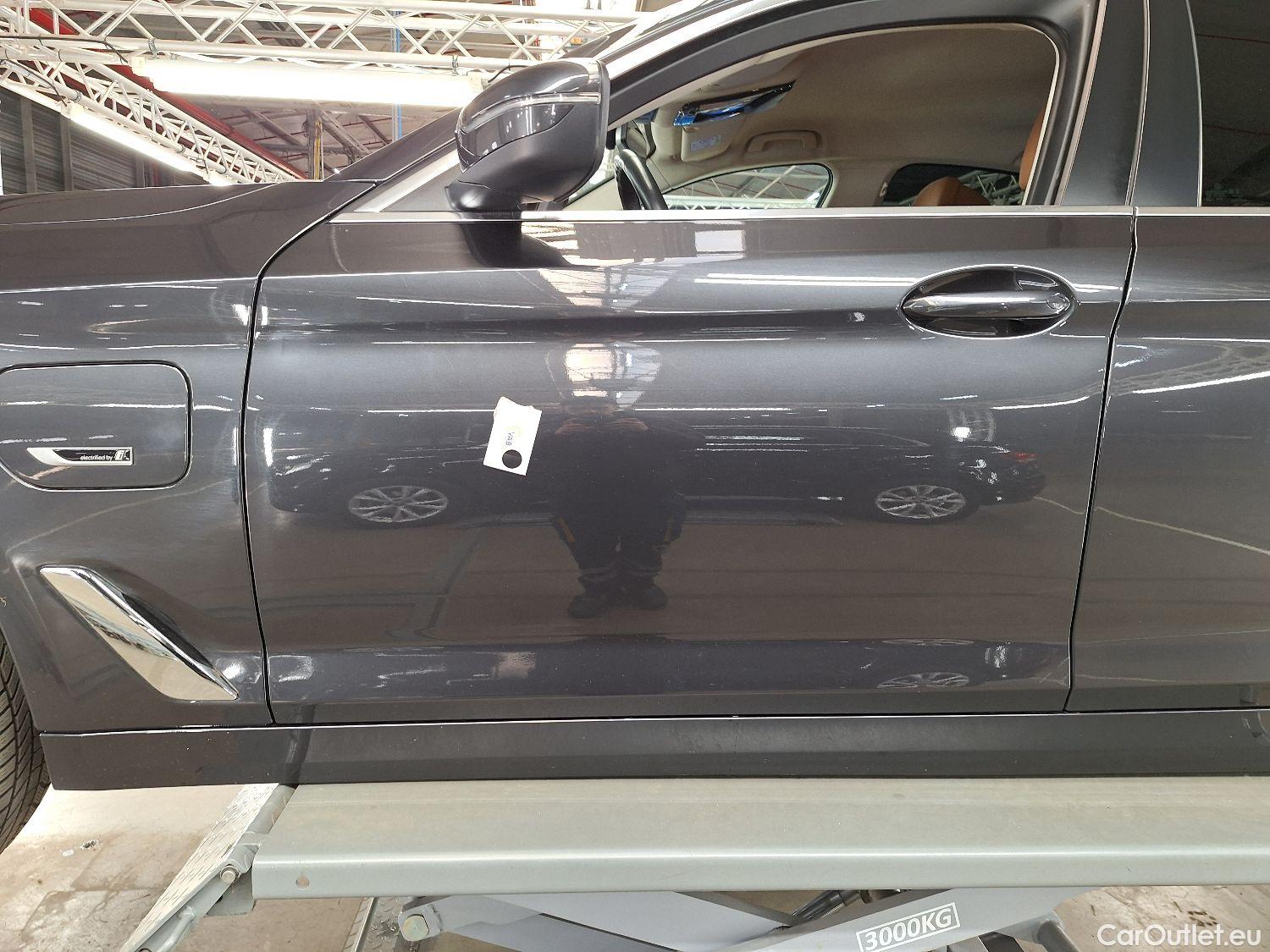  Bmw  Serie 5 BMW, 5-serie FL'20 PHEV, BMW 5 Reeks Berline 520e 150kW 4d #24