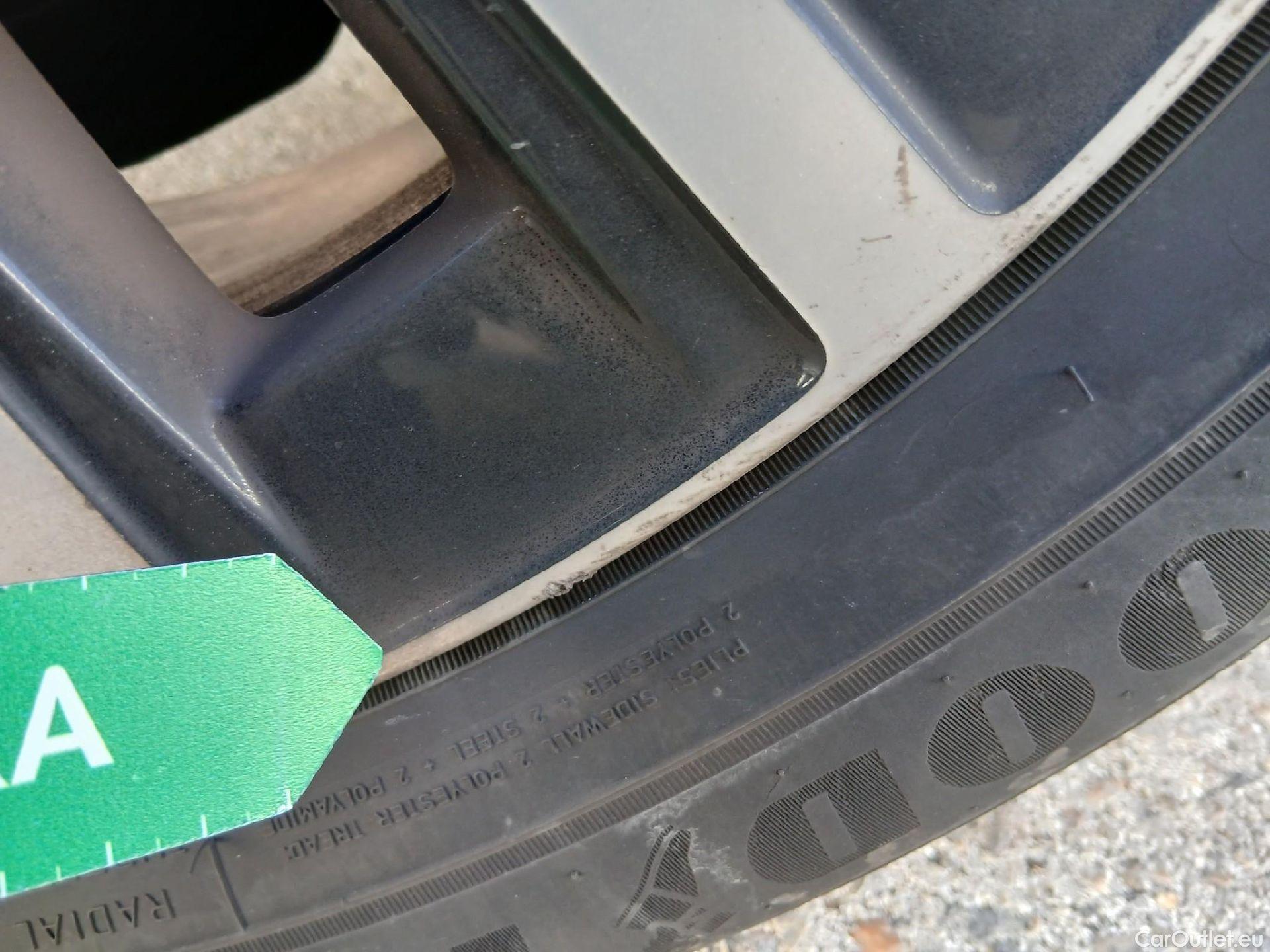  Volvo  XC90 VOLVO  / 2019 / 5P / todoterreno 2.0 B5 D5 AWD Business Plus Auto (CX) #12