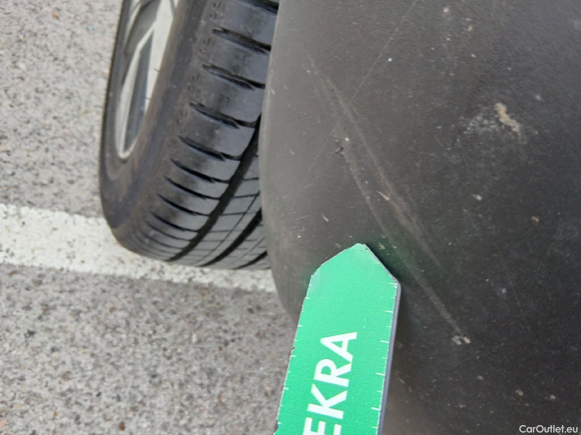  Volvo  XC 40 VOLVO XC40 / 2017 / 5P / todoterreno 1.5 T4 Twin Recharge Inscription Ex Auto #24