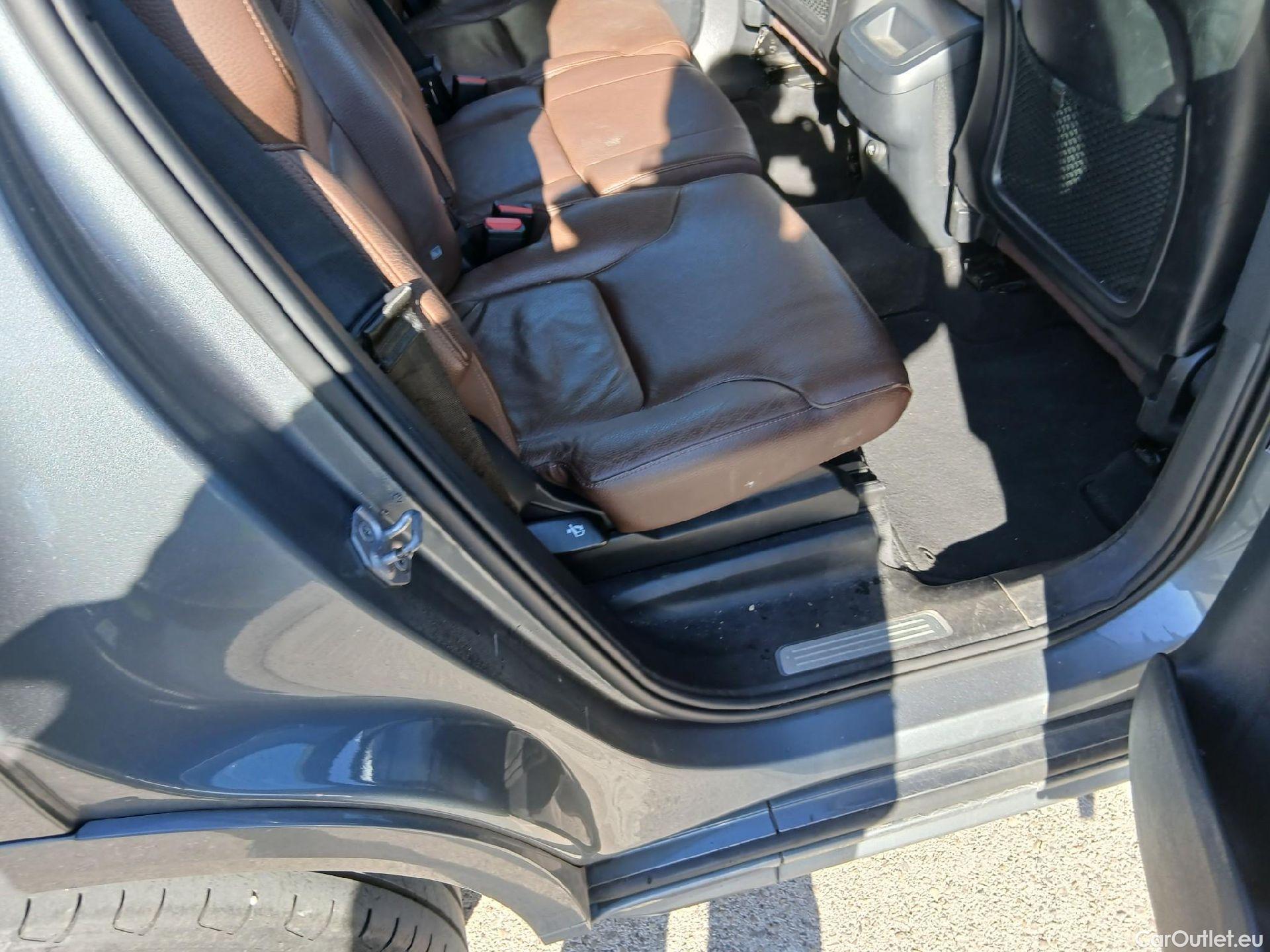  Volvo  XC90 VOLVO  / 2019 / 5P / todoterreno 2.0 B5 D5 AWD Business Plus Auto (CX) #48